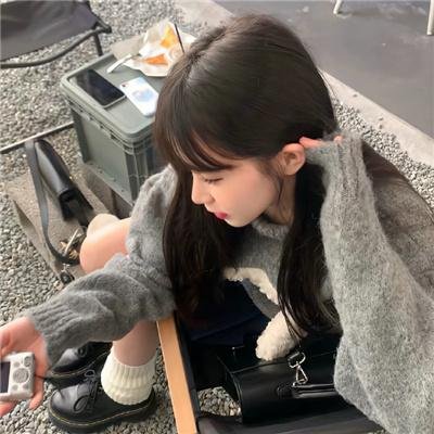 属鼠的夫人海报
